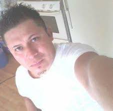 <em>Alejandro L.</em>